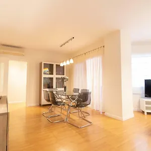 https://alquileres-kakiko.es-andalucia.com
